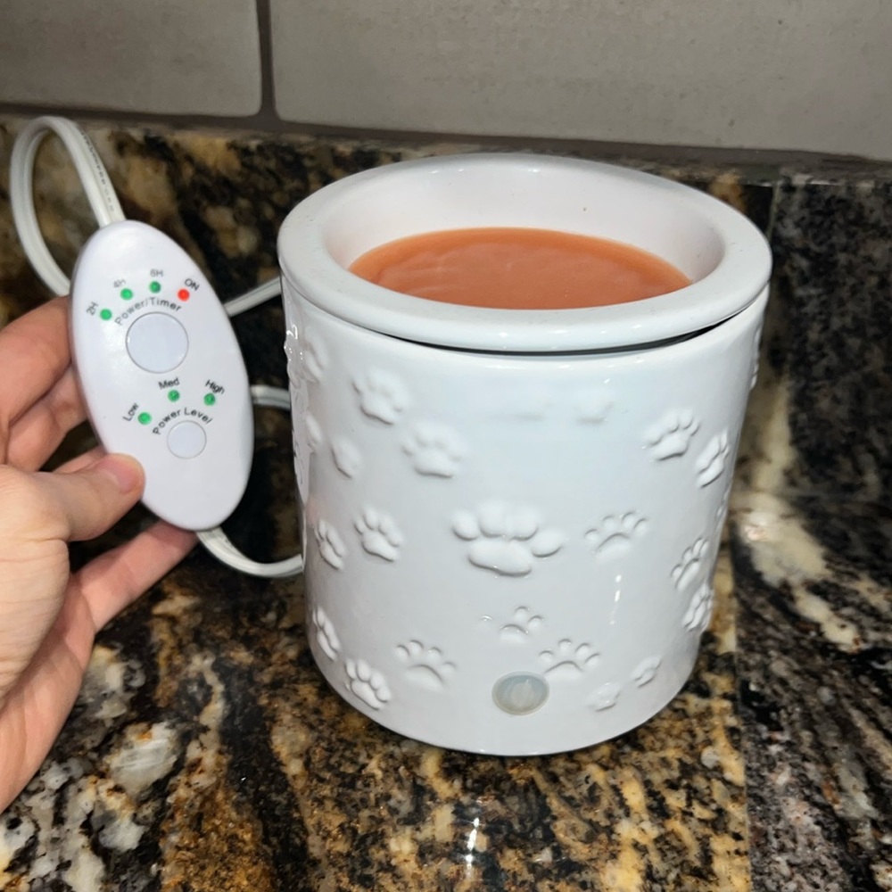 Wax warmer